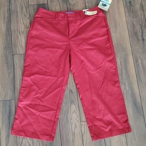 NWT Dockers Metro Capri